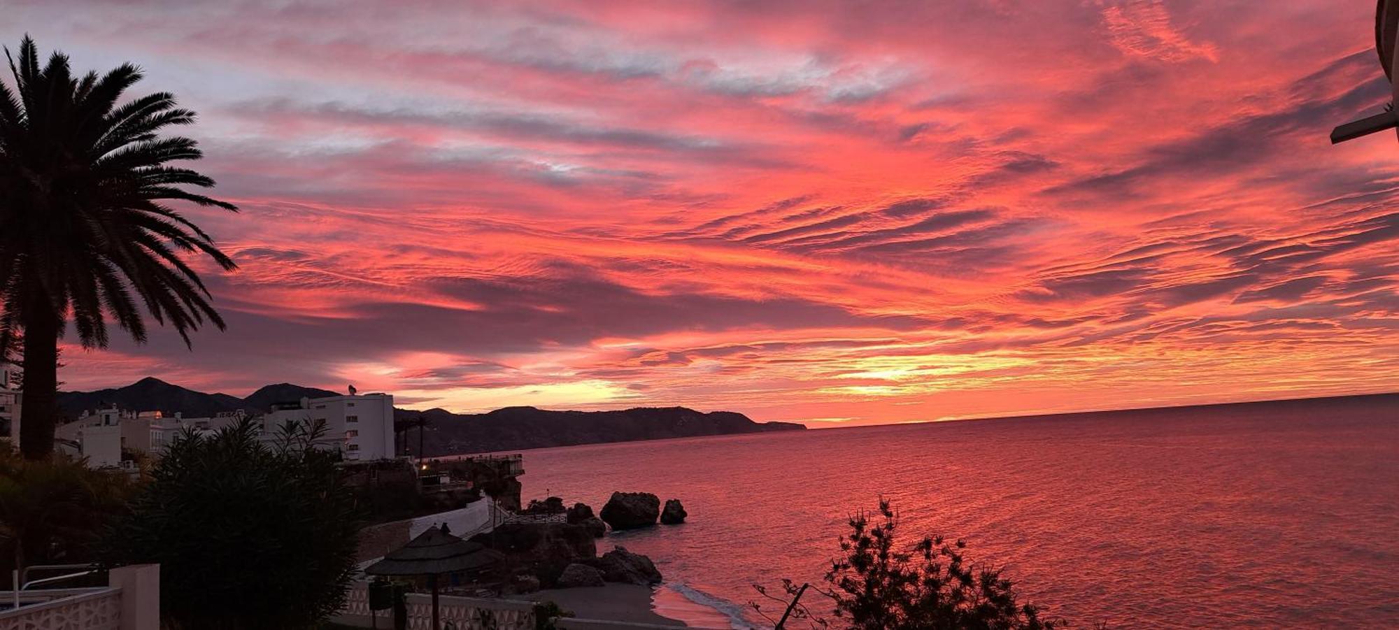 Appartement Acapulco Playa Beautiful Seaview à Nerja Extérieur photo