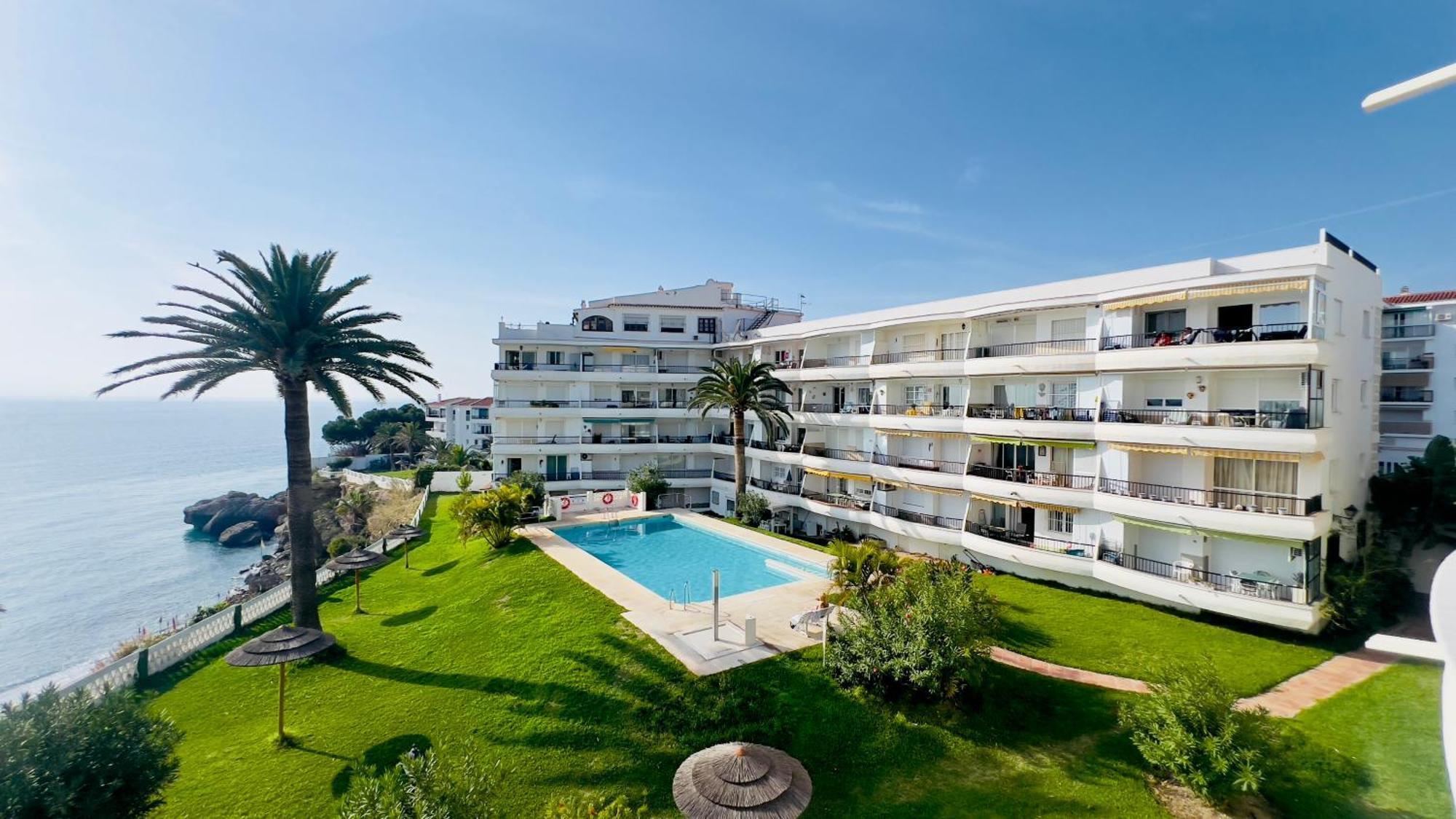 Appartement Acapulco Playa Beautiful Seaview à Nerja Extérieur photo